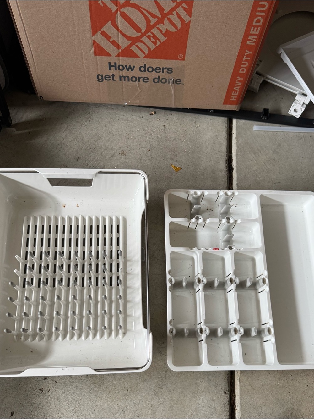 2pc White Plastic Dish Rack w/utensil tray